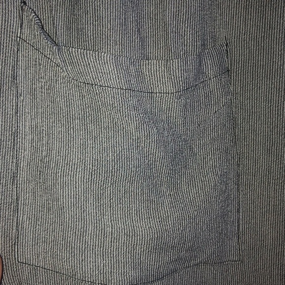 Free People Gray Lightweight Shirt Jacket -pinstripe, 100% rayon- woman’s small - Picture 3 of 16